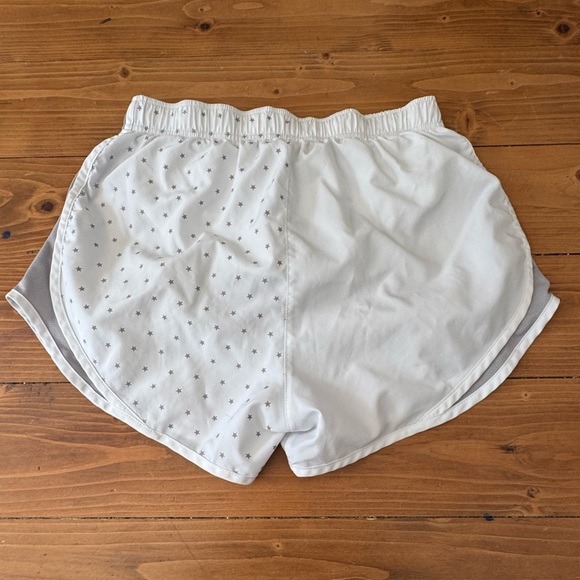 Nike Kids White and Gray Starry Shorts - Picture 6 of 10